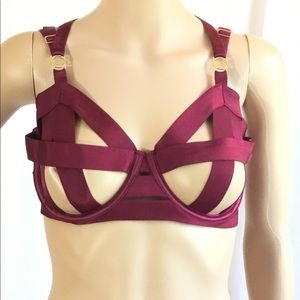 Victoria’s Secret Strappy Open Cup Demi Bra NWOT